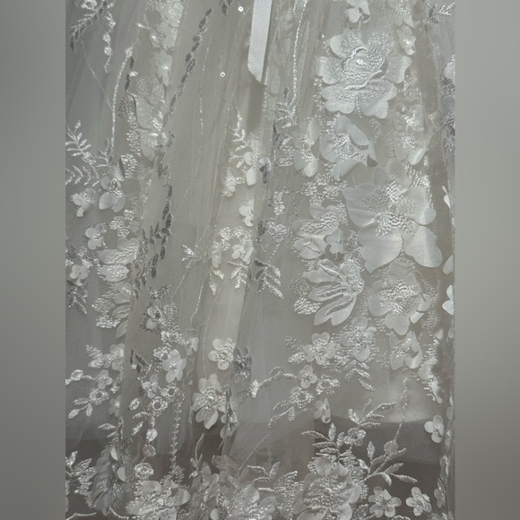 Teter Warm Flower Girl Dress and Basket - 2T - Picture 9 of 13